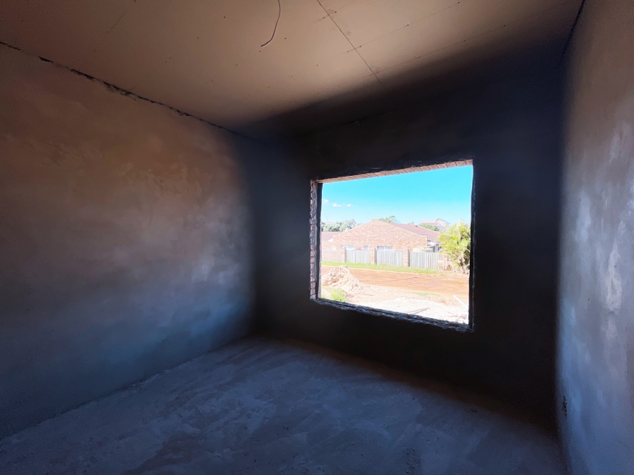 3 Bedroom Property for Sale in Wavecrest Eastern Cape